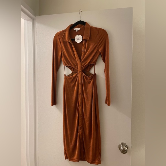 NWT Cut out midi dress - Picture 2 of 4